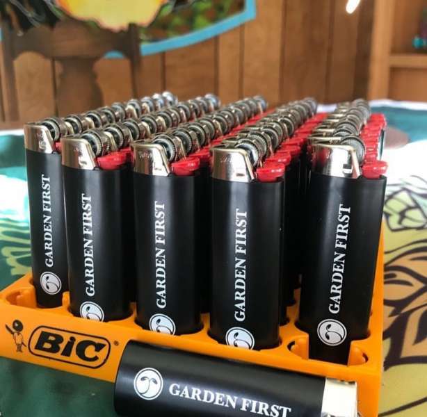 BIC MAXI LIGHTER J26